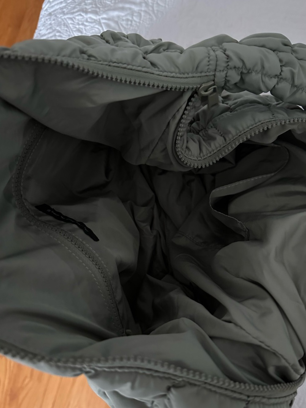 Sage Green Puffy Quilted Bag - Picture 4 of 5